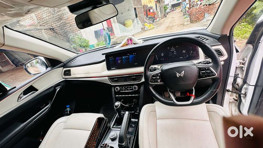 Mahindra Xuv700 Diesel 2024 Service Record Well Mentend