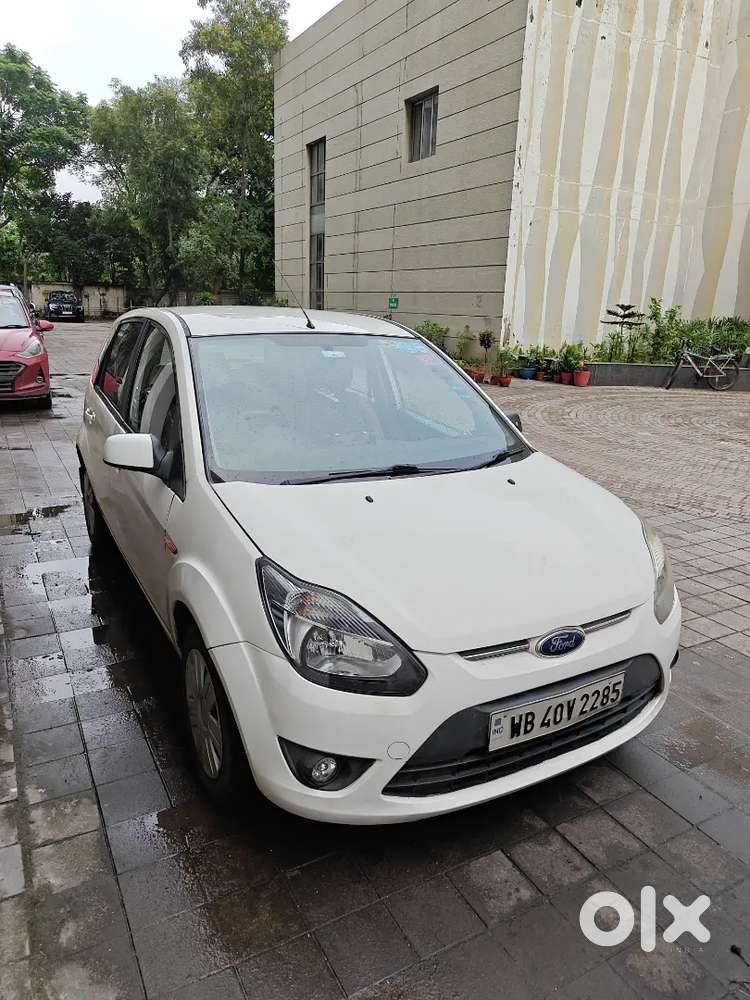 Ford Figo Diesel Zxi 2011