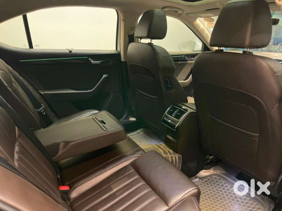Skoda Superb 2.0 L&k Tsi At, 2019, Petrol