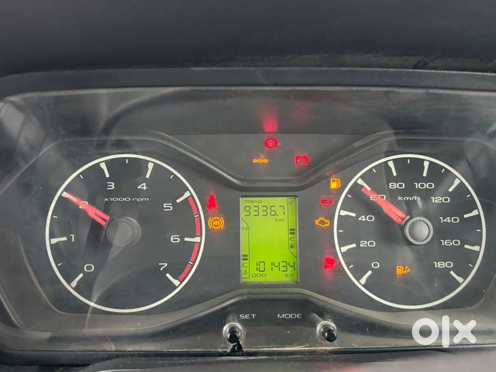 Mahindra Scorpio S6 Plus, 2016, Diesel