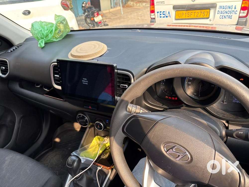 Hyundai Venue 1st Owner 2021 Petrol 40000 Km Driven
