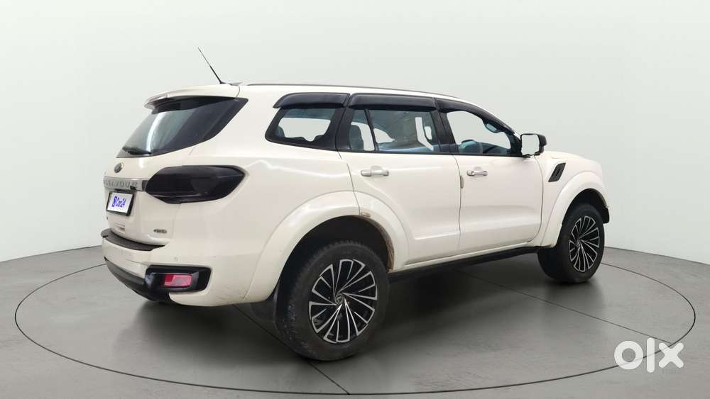 Ford Endeavour 3.2 Titanium 4x4 At, 2016, Diesel