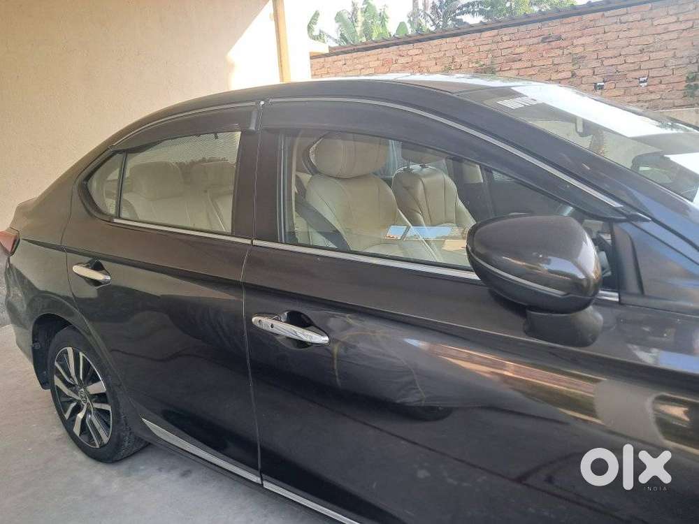 Honda City Zx Petrol Mt, 2023, Petrol