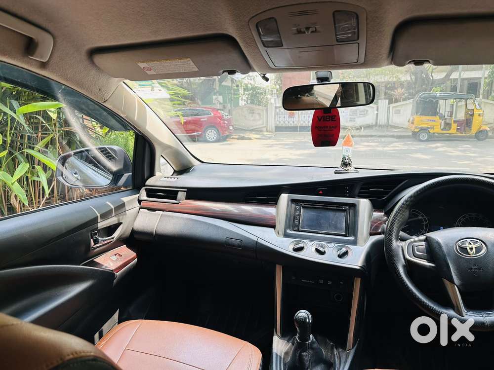 Toyota Innova Crysta 2.4 Gx Mt 8s, 2016, Diesel