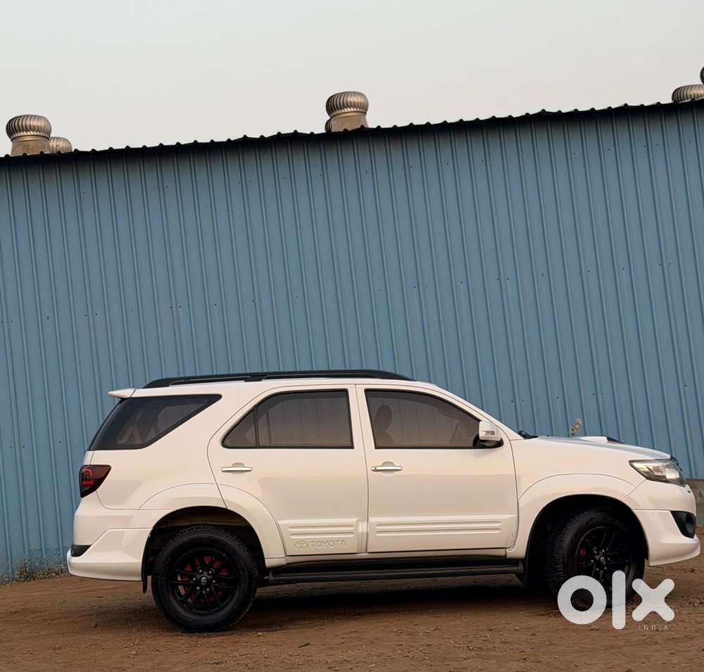 Toyota Fortuner 4x2 Mt 2.8 Diesel, 2015, Diesel