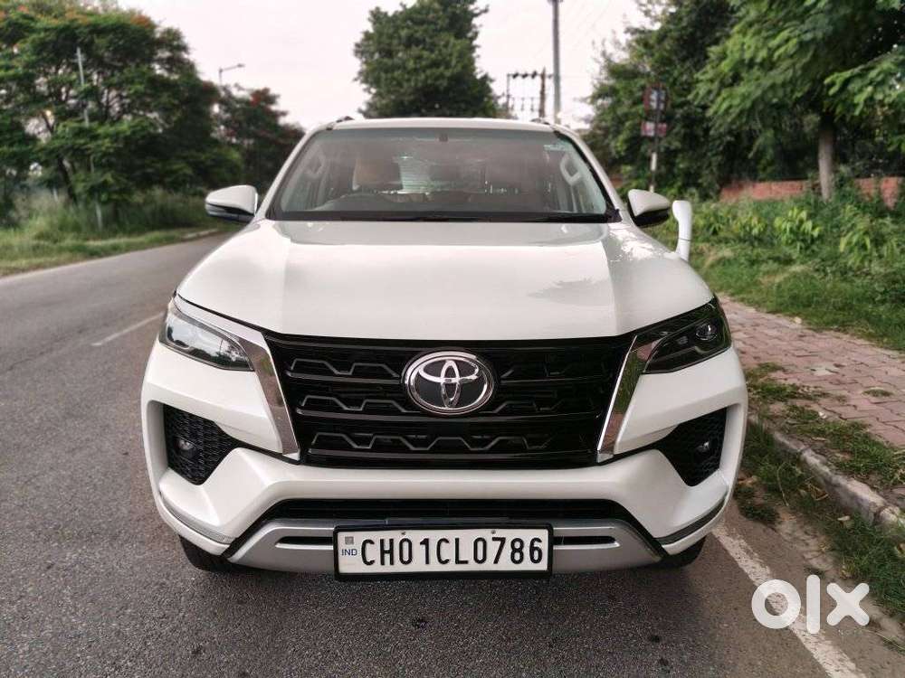 Toyota Fortuner 4x2 At 2.8 Diesel, 2022, Diesel
