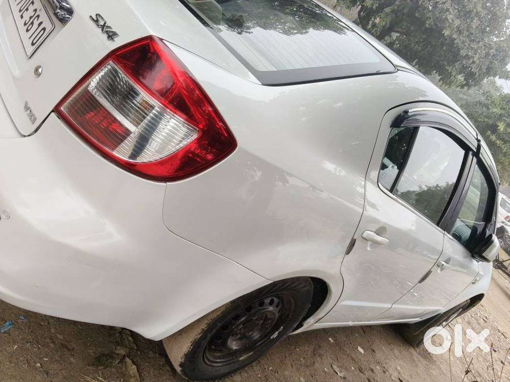Maruti Suzuki Sx4 Green Vxi (cng), 2013, Petrol