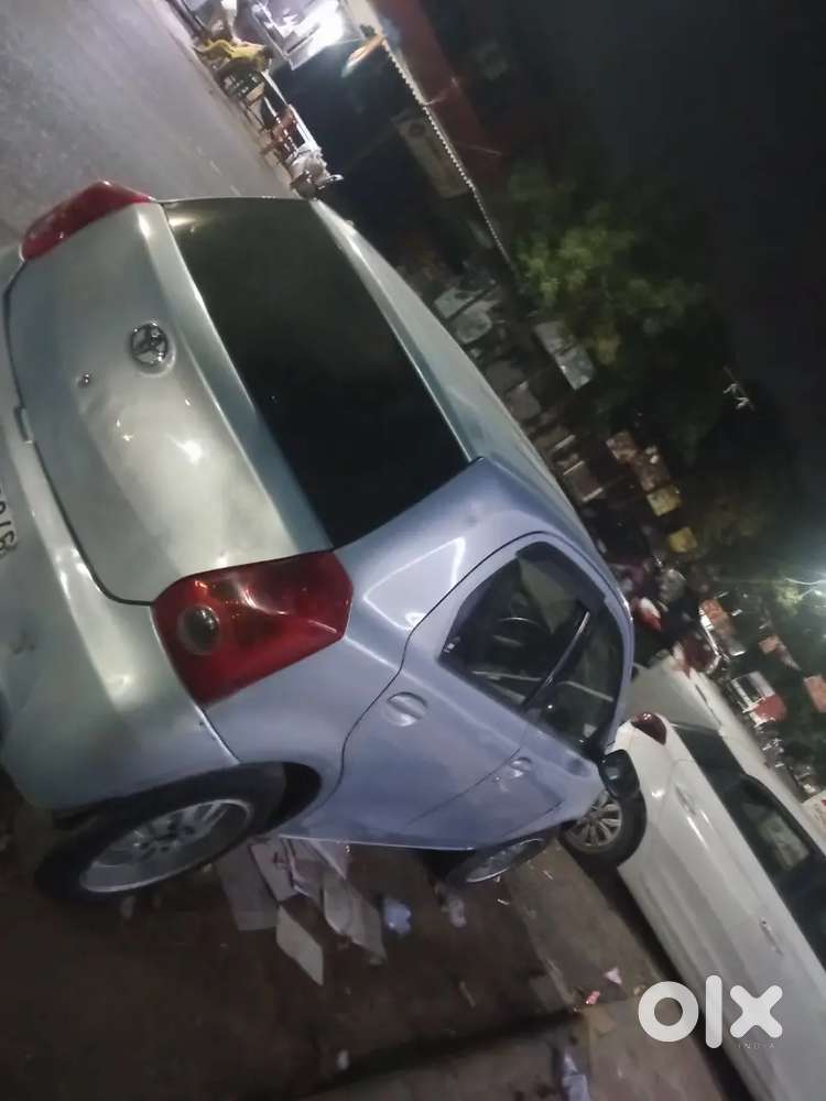 Toyota Etios Liva 2012