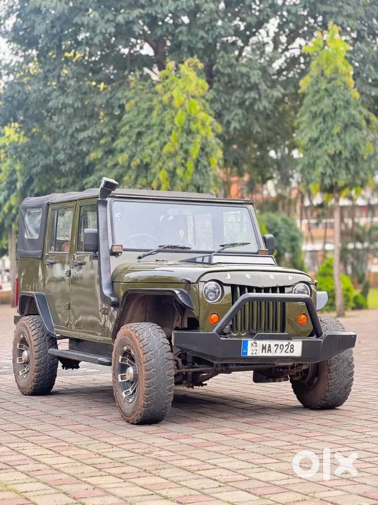 Mahindra Jeep Classic 2004