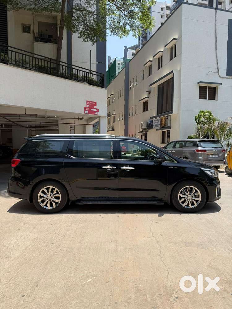 Kia Carnival Limousine Plus 7 Str, 2020, Diesel