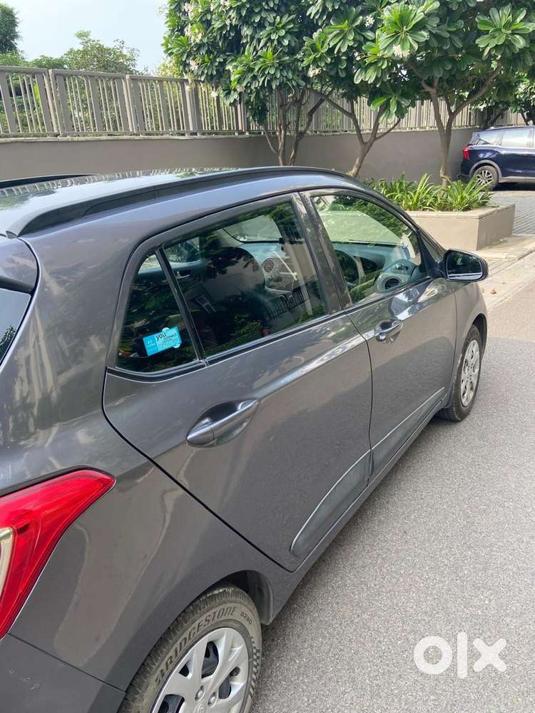Grand I10 Sportz Model In Show Room Condition