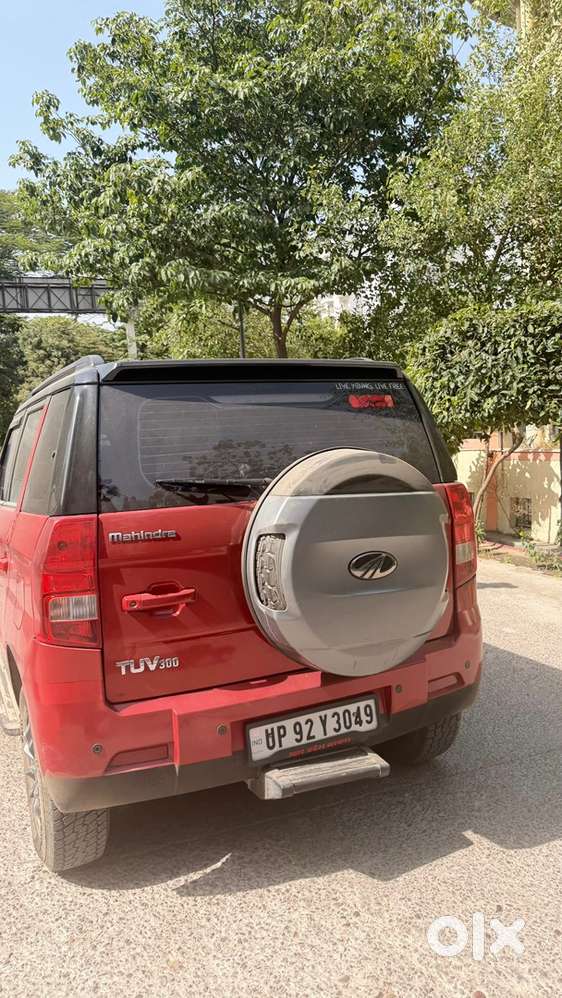 Mahindra Tuv 300 2018