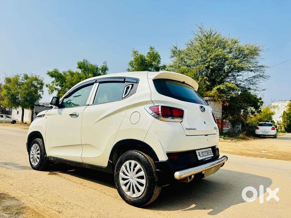 Mahindra Kuv 100 2016-2017 Mfalcon G80 K4 5str, 2016, Petrol