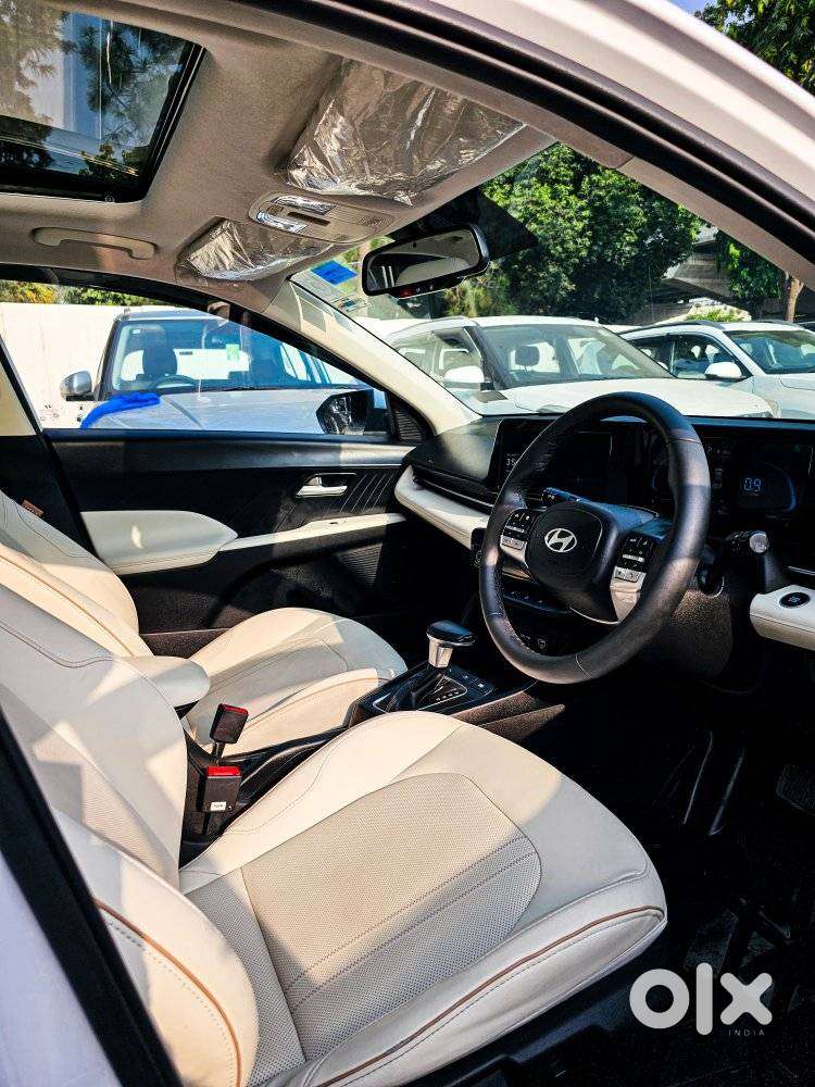 Hyundai Verna 1.5 Sx (o) Vtvt Ivt, 2023, Petrol