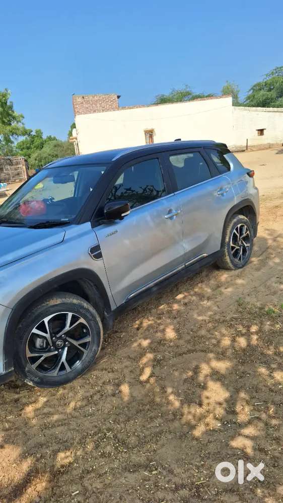 Toyota Urban Cruiser Hyryder 2023 Petrol 48000 Km Driven