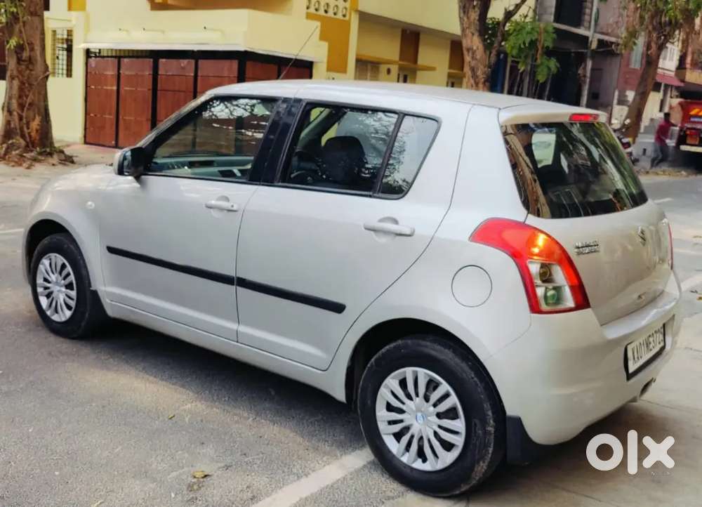 Maruti Suzuki Swift 2010
