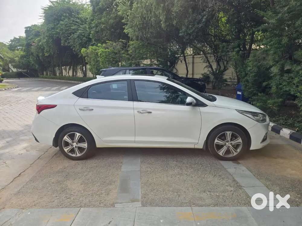 Hyundai Verna 1.6 At Sx+  2019
