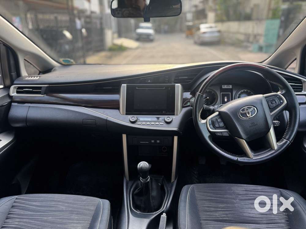 Toyota Innova Crysta