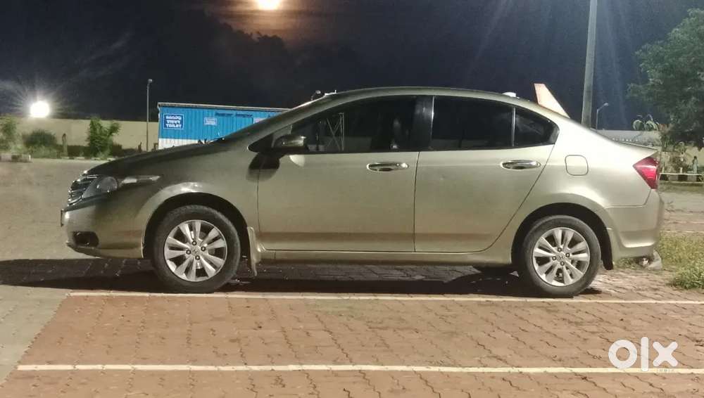 Honda City 2013 Cng & Hybrids 120000 Km Driven