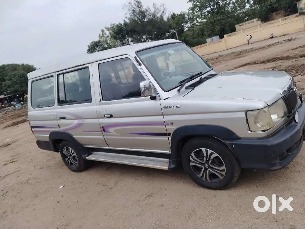 Toyota Qualis 2003