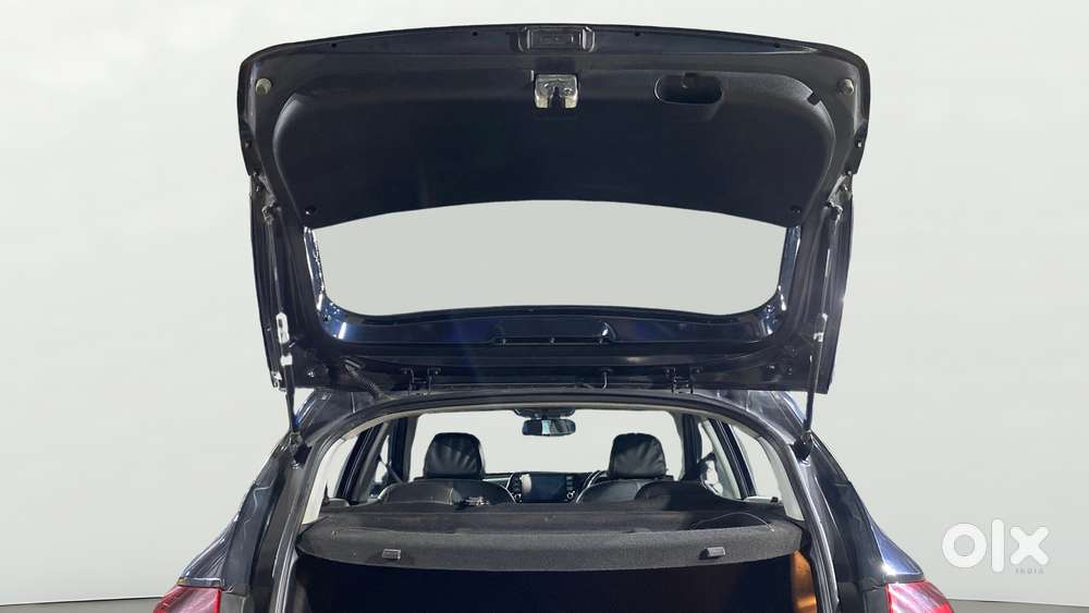 Hyundai New I20 1.2 Asta Mt, 2025, Petrol