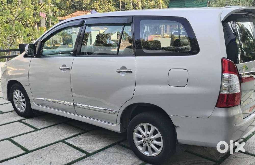 2014 Innova 2.5 V Option In Very Good Condition For Sale.