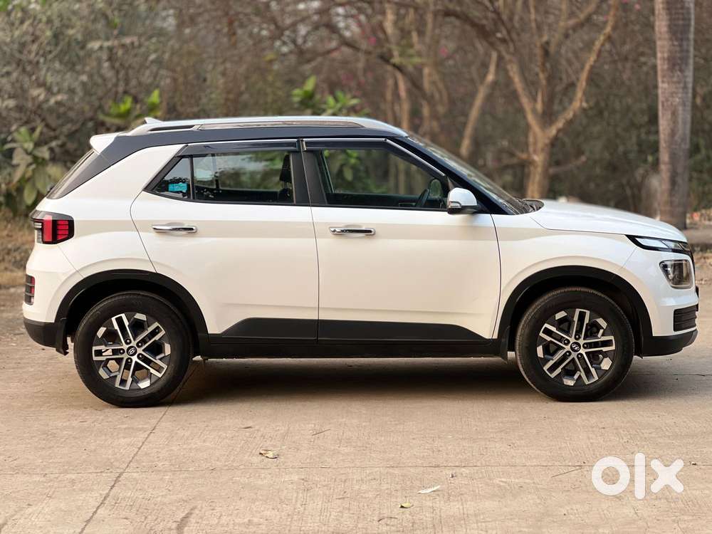 Hyundai Venue Sx (o) Mt 1.5 Diesel, 2022, Diesel