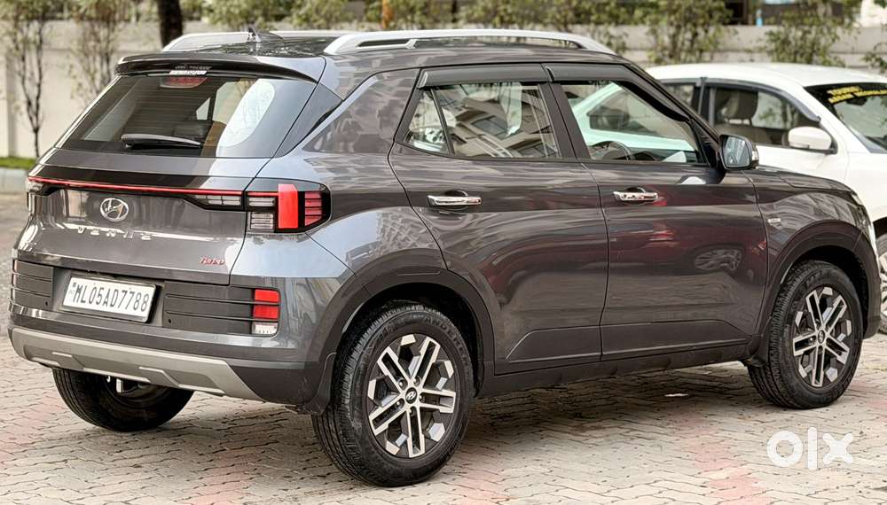 Hyundai Venue 1.0 Sx (o) Turbo Imt, 2023, Petrol