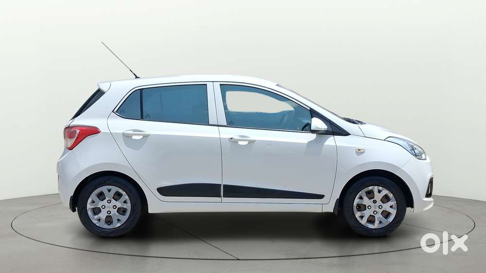 Hyundai Grand I10 Magna 1.2 Kappa Vtvt, 2016, Cng & Hybrids