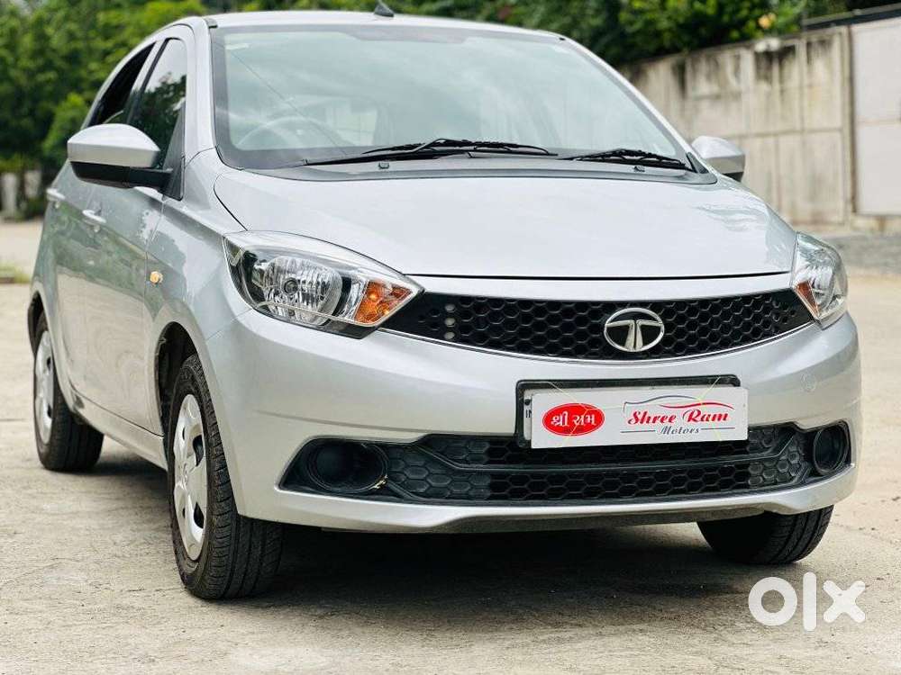 Tata Tiago 1.2 Revotron Xt, 2016, Petrol