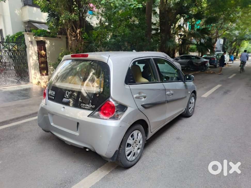 Honda Brio V Automatic, 2013, Petrol