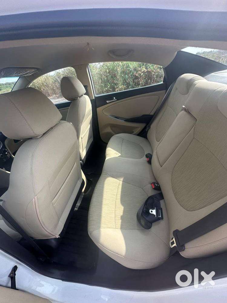 Hyundai Verna Vtvt 1.4 E, 2015, Petrol