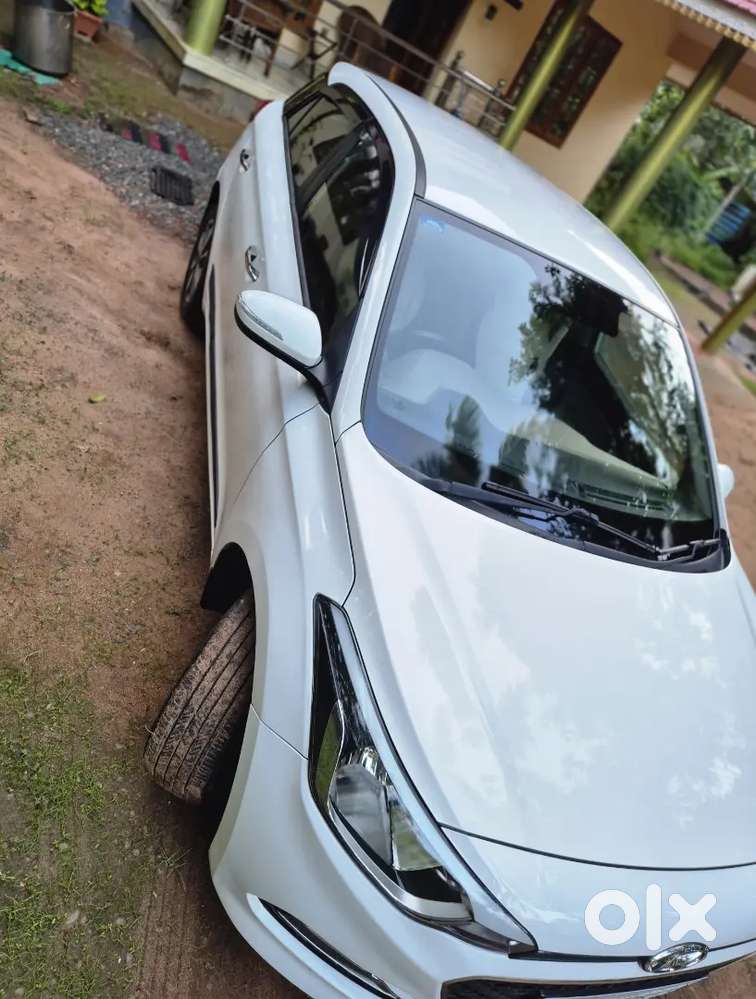 Hyundai I20 Asta Full Option 2016