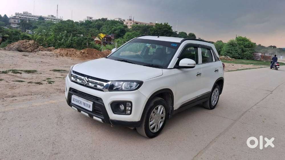 Maruti Suzuki Brezza 1.5 Lxi Cng, 2022, Cng & Hybrids
