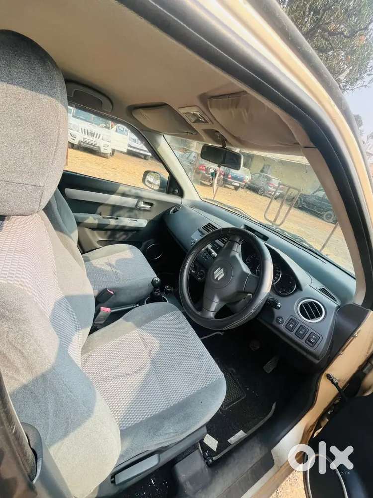 Maruti Suzuki Dzire 1.2 Vxi Cng 2011 Car