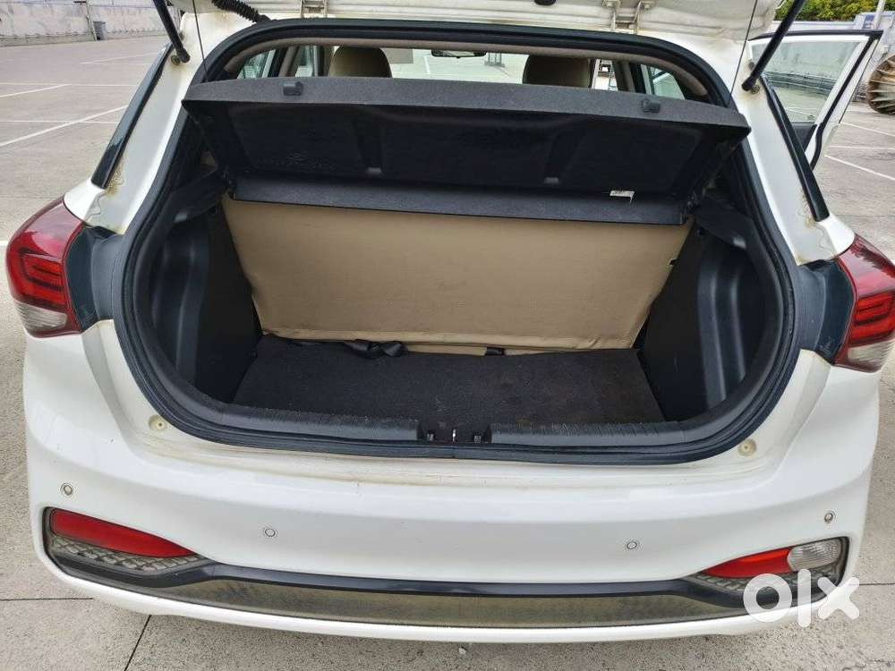 Hyundai I20 Asta 1.4 With Avn Crdi, 2018, Diesel