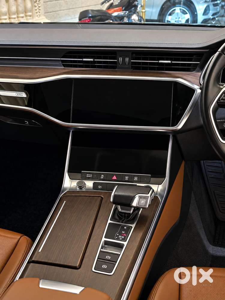 Audi A6, 2025, Petrol