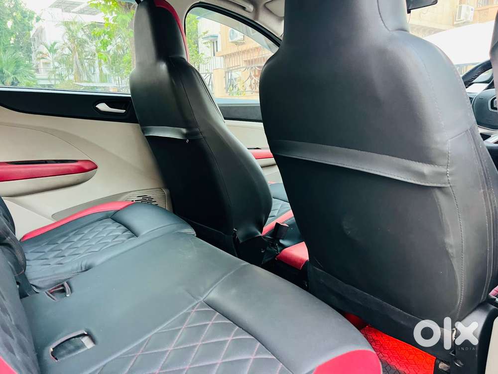 Renault Triber Rxz, 2022, Petrol