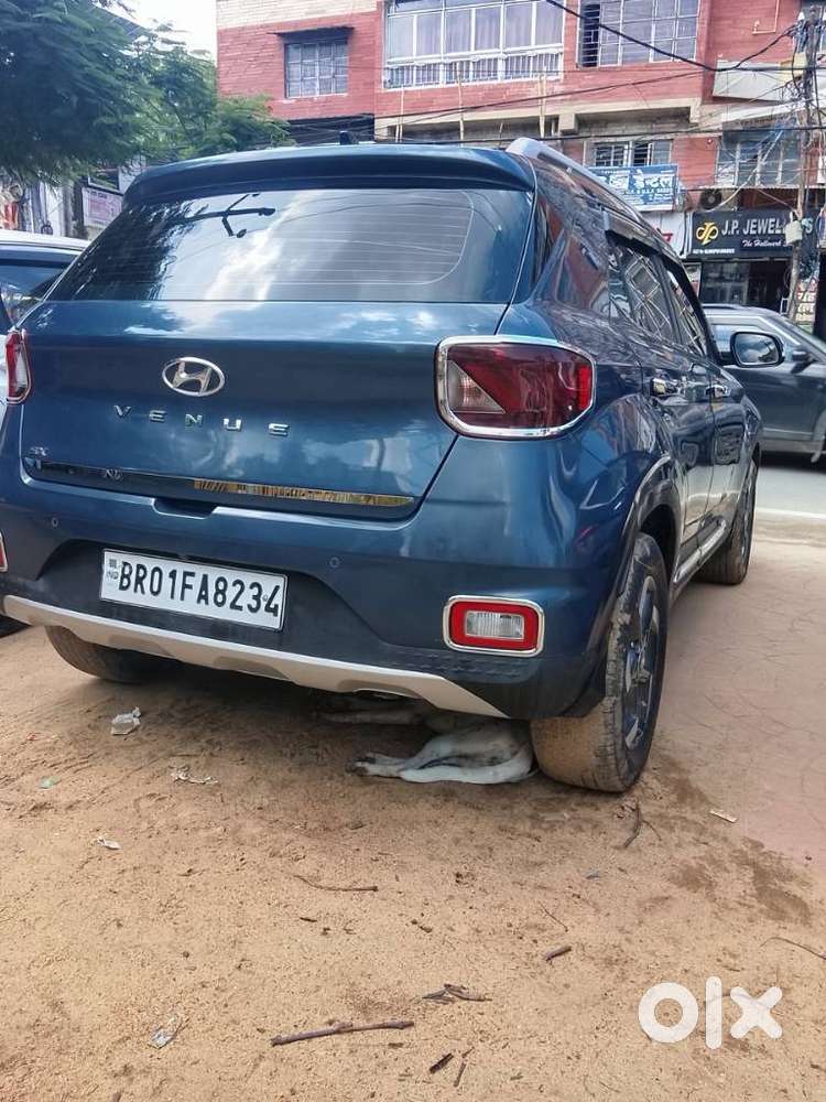 Hyundai Venue Sx (o) Mt 1.5 Diesel, 2021, Diesel