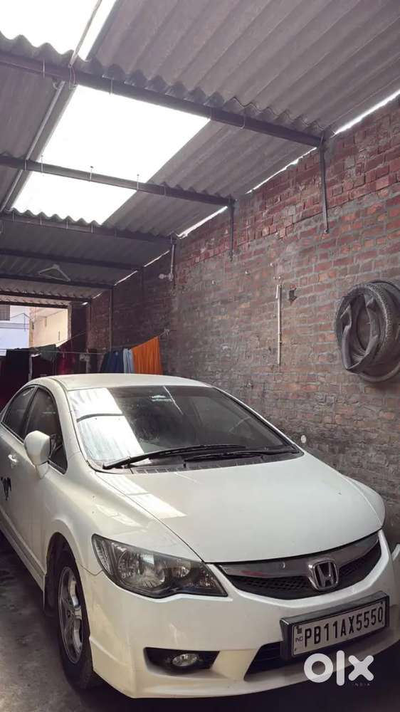 Honda Civic 2012 Petrol Well Maintained And In Good Condition.