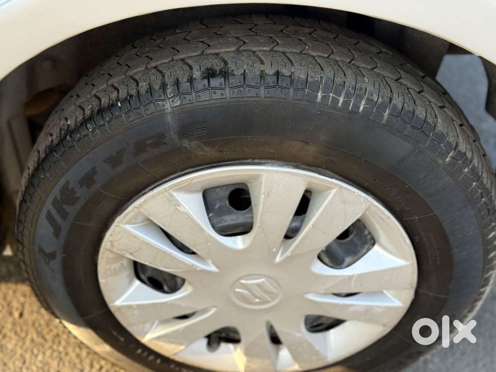 Maruti Suzuki Swift Dzire Vxi Optional, 2013, Petrol