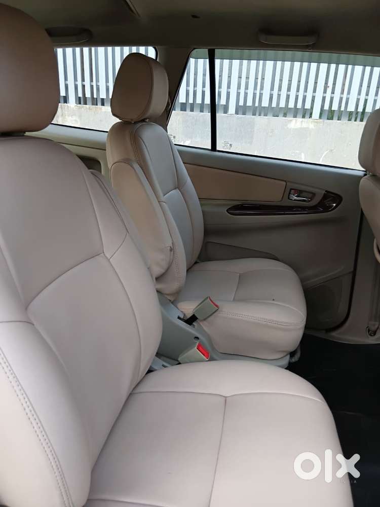 Toyota Innova 2.5 V 7 Str, 2014, Diesel