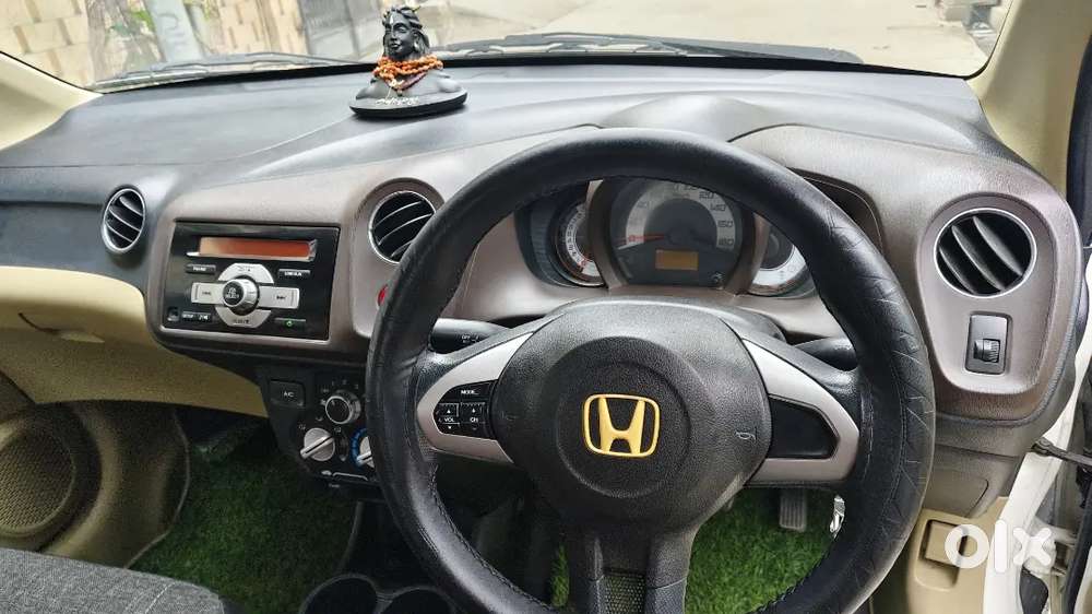 Honda Brio Petrol Manual 2012