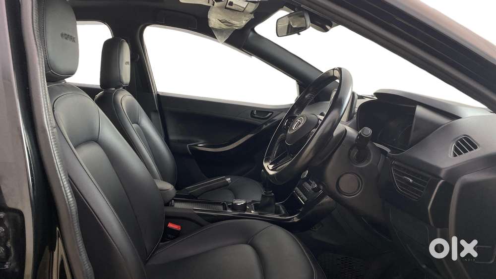 Tata Nexon 1.2 Revotron Xz Plus (l) Dark Edition, 2023, Petrol