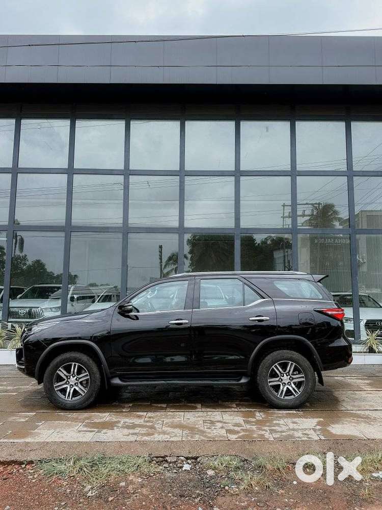 Toyota Fortuner 4x2 At 2.8 Diesel, 2022, Diesel