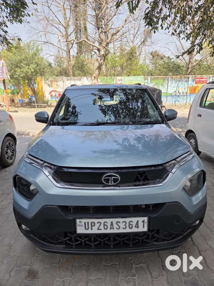 Tata Punch Dazzle Sunroof 2024