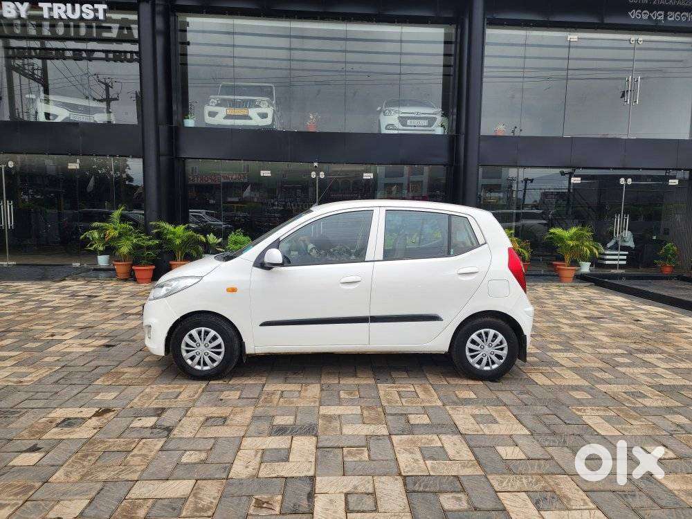 Hyundai I10 Sportz 1.1l, 2015, Petrol