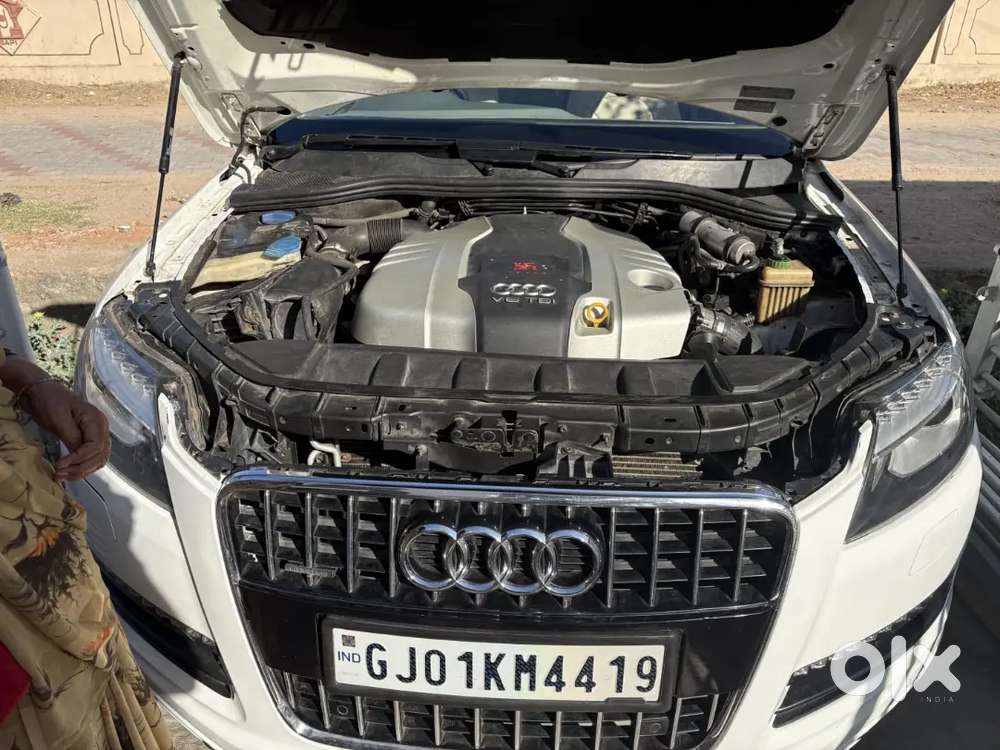 Audi Q7 2011 Diesel 128000 Km Driven