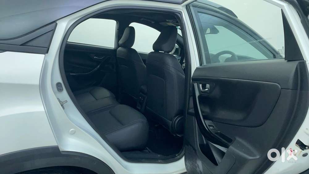 Tata Nexon Fearless Plus S 1.5 Revotorq Diesel 6 Amt Dt, 2023, Diese..