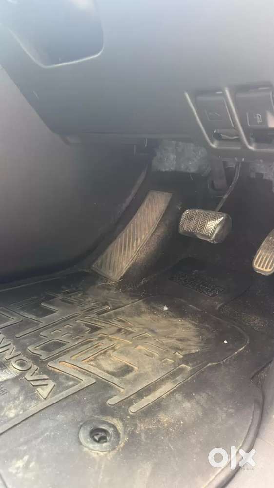 Toyota Innova Hycross 2.0 Gx 8 Str, 2024, Petrol